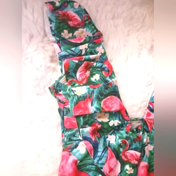 Flamingo Print Colorful Ruffled One Piece Swimsuit - Picture 2 of 8